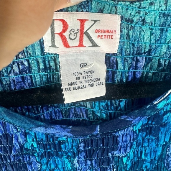 Vintage R & K Original 90s boho blue medallion floral dress wooden button 6P - Picture 6 of 6